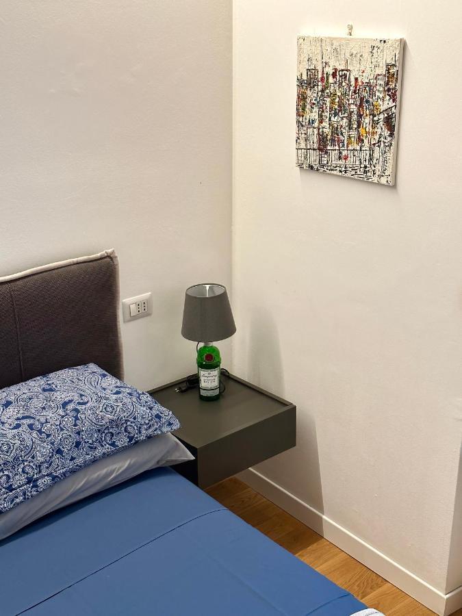 Modern Art Loft - Raffinato Loft In Zona Centrale Milánó Kültér fotó